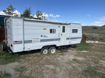 2001 Skyline Aljo Lite (Tandem Axle) – Project Camper / Fixer-Upper