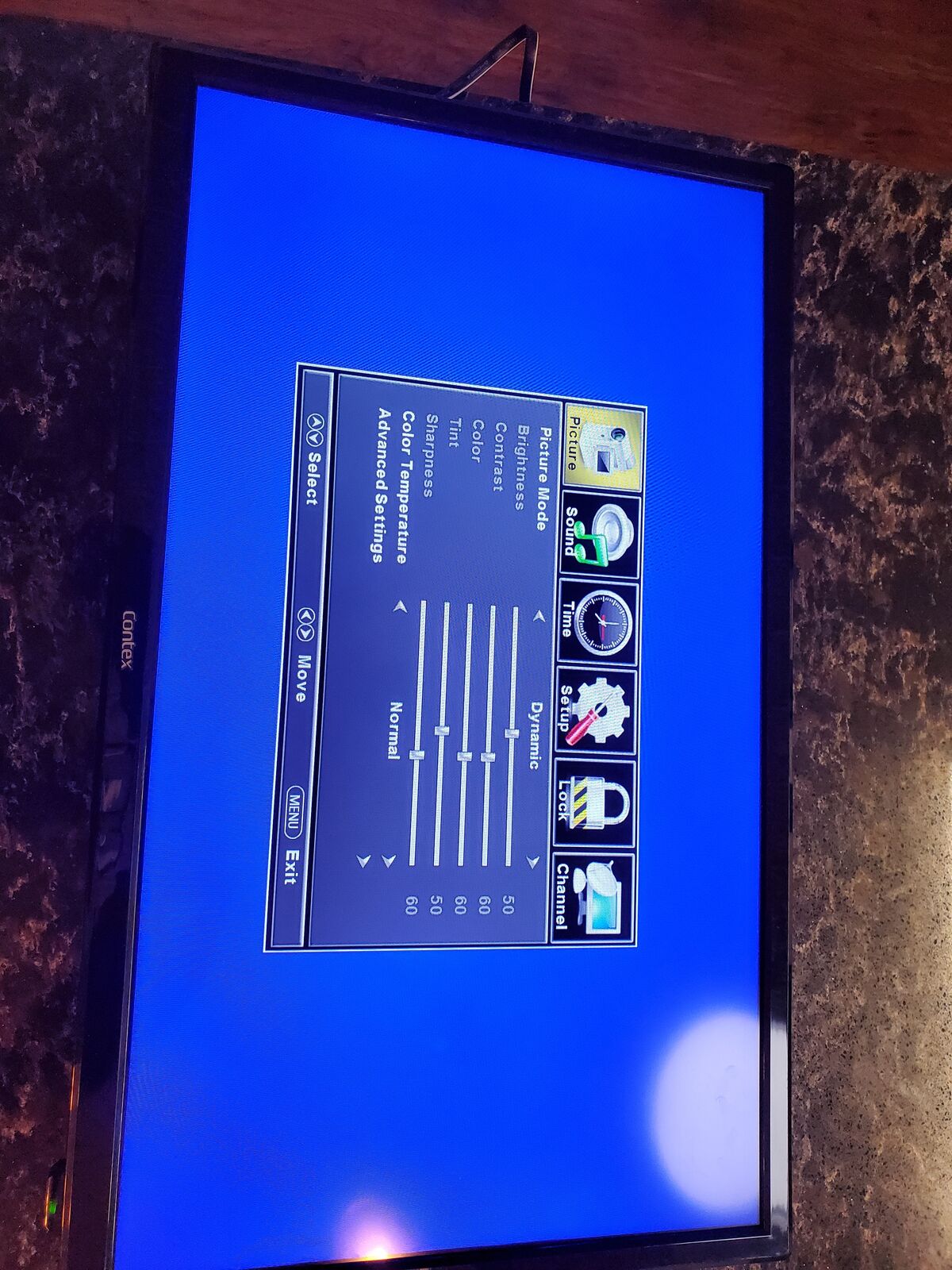 RV 24 inch color TV with remote