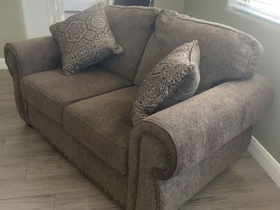 Loveseat like new