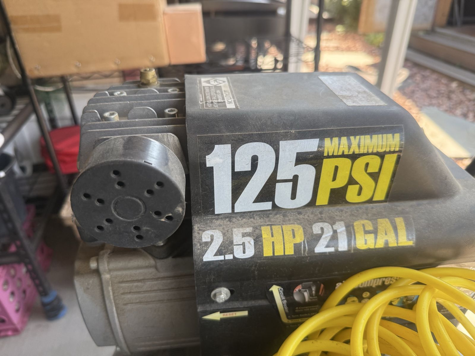 Central Pneumatic 2.5 HP 21 Gallon 125 PSI Vertical Air Compressor