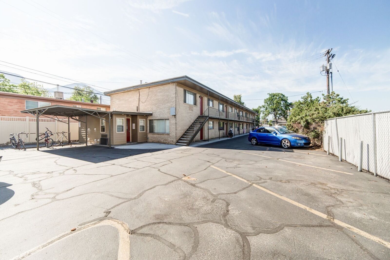 BYU male contracted housing