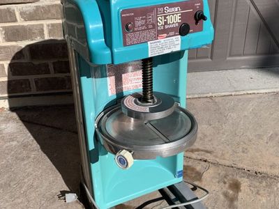 Swan Ice Block Shaver- Needs Motor
