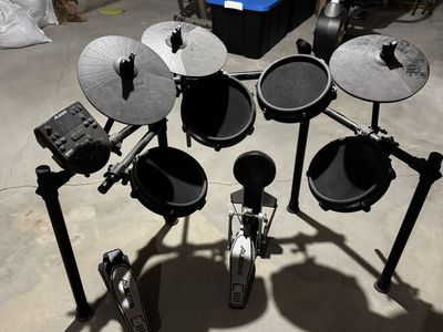 Alesis Electric Drum Set