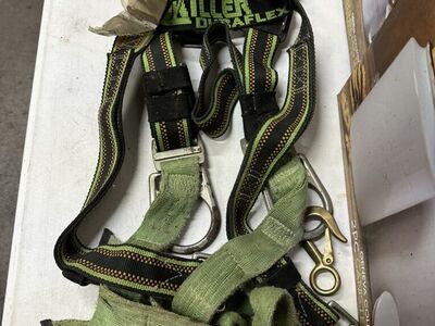 Miller Duraflex Universal Safety Harness