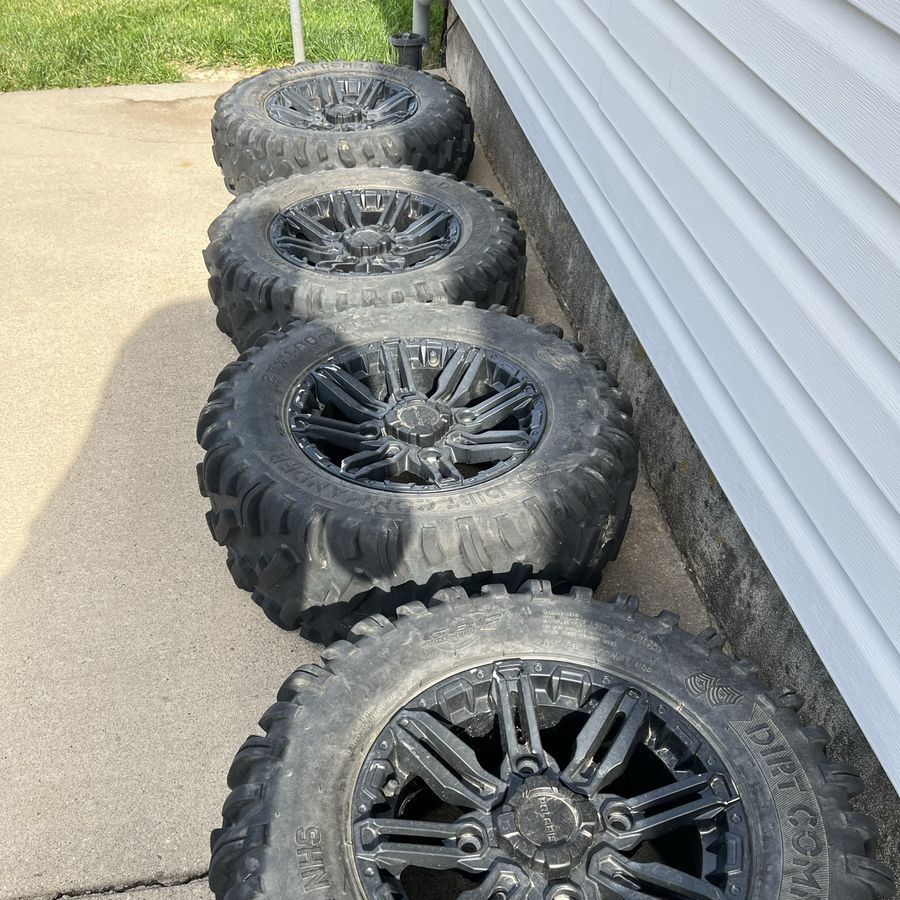 Polaris Dirt Commander UTV Wheels & Tires Set 27X11-14 & 27x9-14 NHS Tubeless
