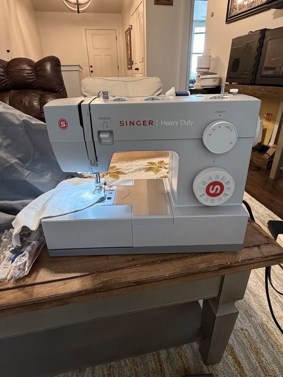 New Havy Duty singer Sewing Machine
