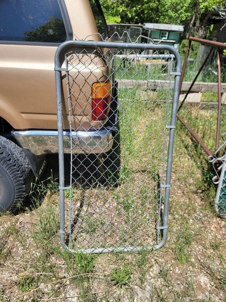 chain link fence gate