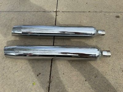 2005 Harley Davidson stock Chrome Tail Pipe