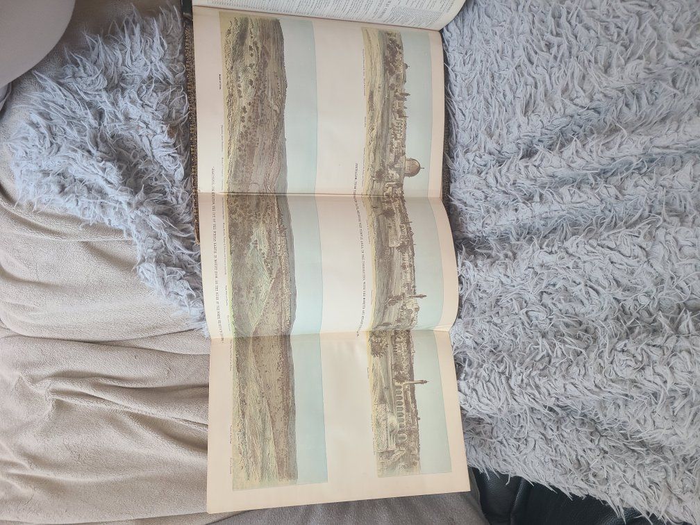 Main image 10