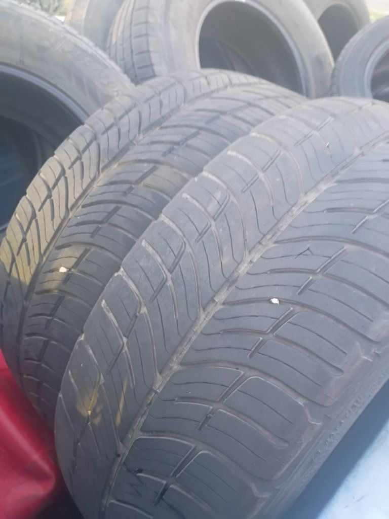 (2)BFGoodrich G-Force Comp2  205/45R17