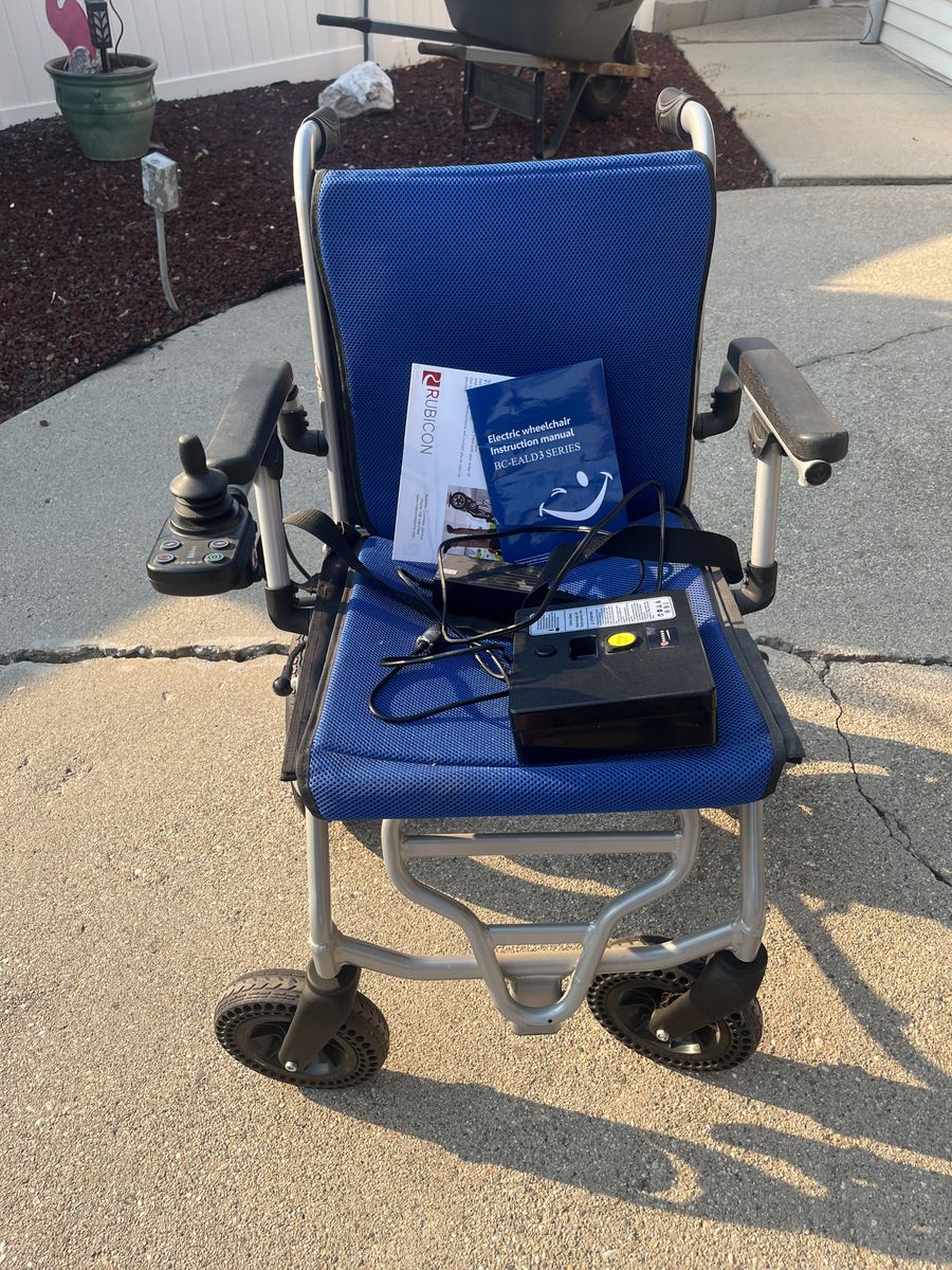 Rubicon BC-EALD3 Electric Wheelchair BATTERY DOESN’T CHARGE
