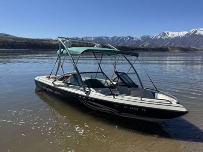 1994 Surf Boat Cheyenne