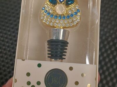 new in box modern expressions wine stopper