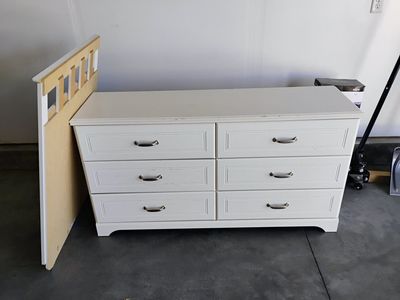 Child's Dresser with Mirror