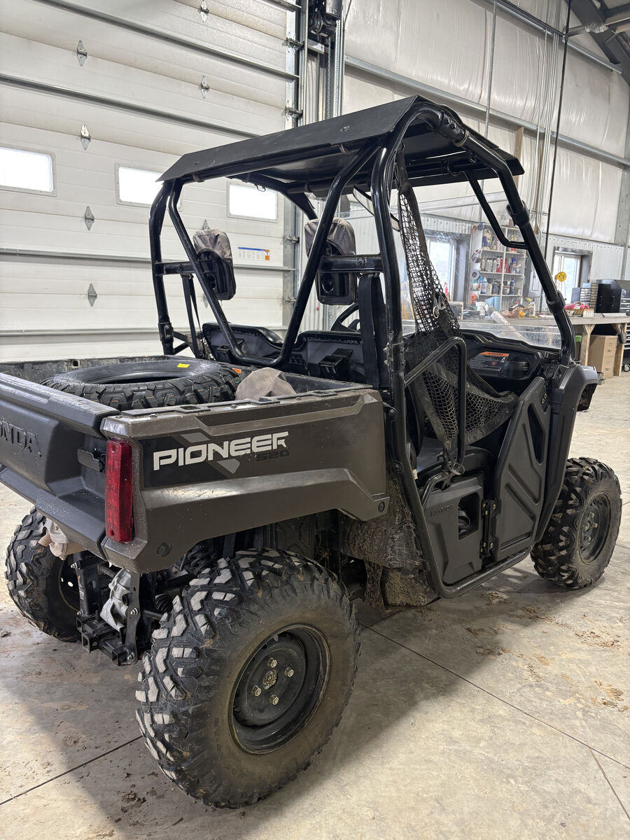 2022 Honda 520 Pioneer