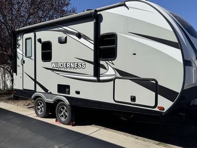 2022 Heartland Wilderness Ultralite ID2121RB