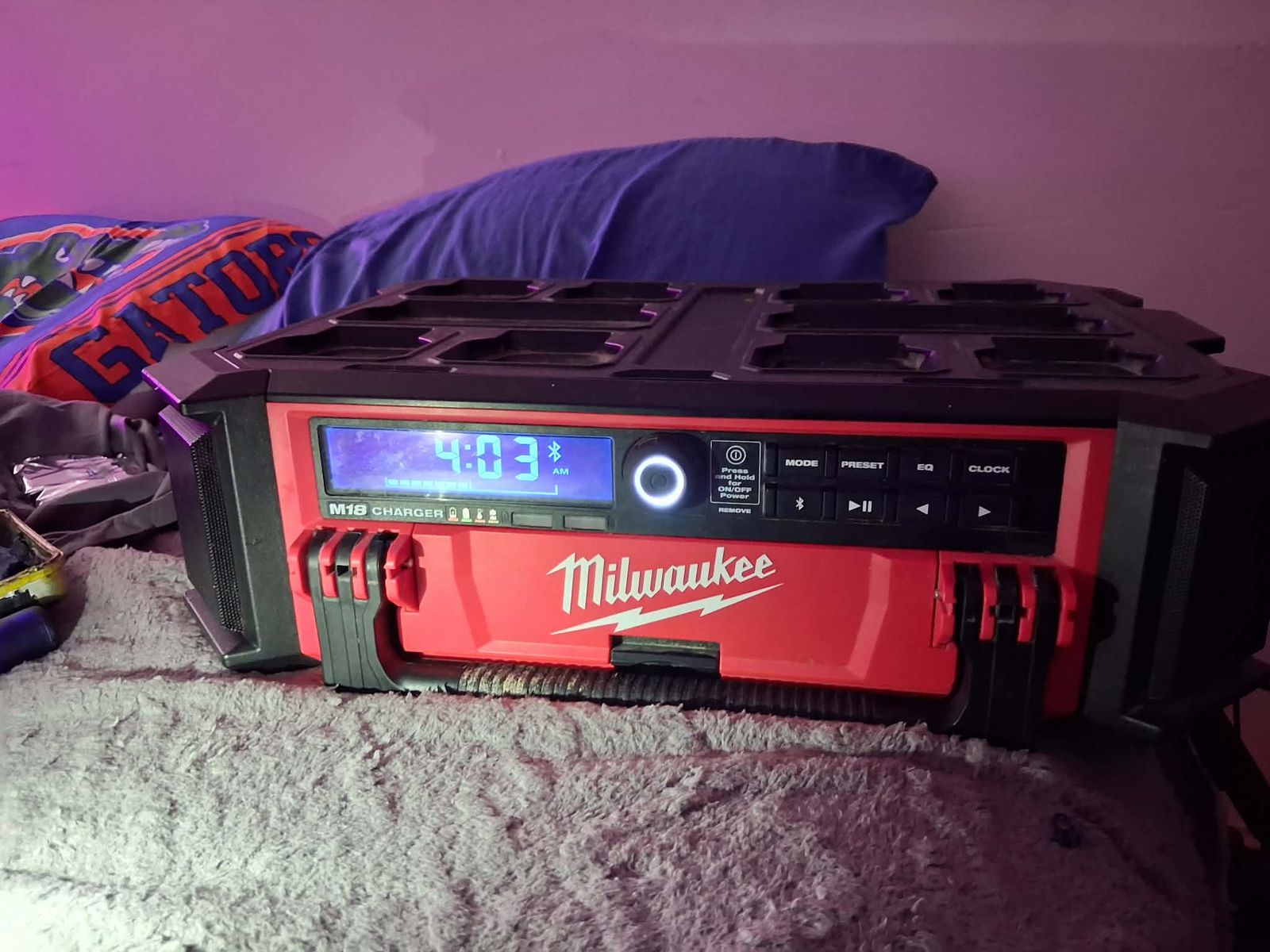 Milwaukee M18 Jobsite Radio/Charger - Cordless Bluetooth Speaker with Digital Tuner