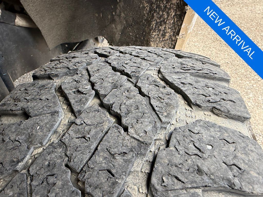 Main image 12