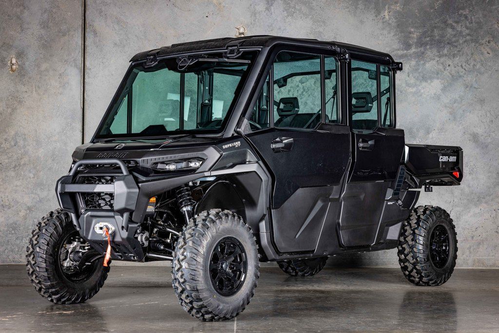 2026 Can-Am® Defender MAX XT CAB HD11