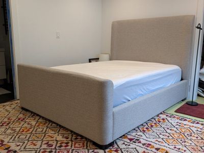 Light Gray Upholstered Platform Queen Bed Frame with Headboard