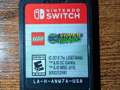 LEGO DC Super-Villains Nintendo Switch Game Cartridge - ESRB E10+