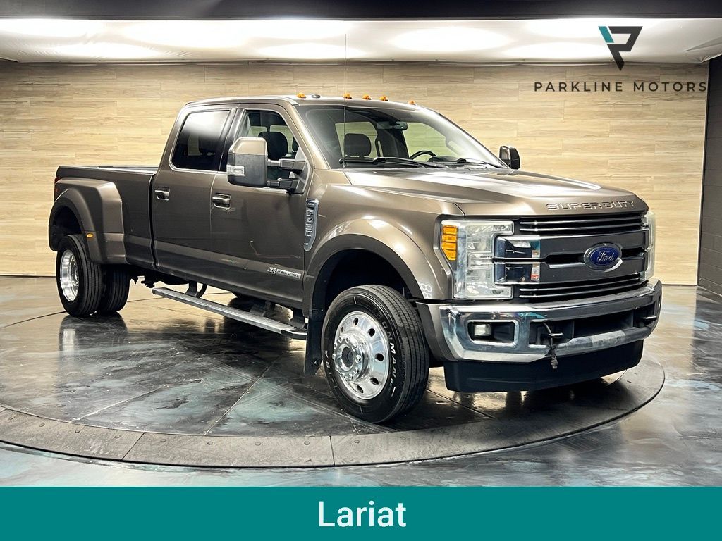2017 Ford F-450 Lariat