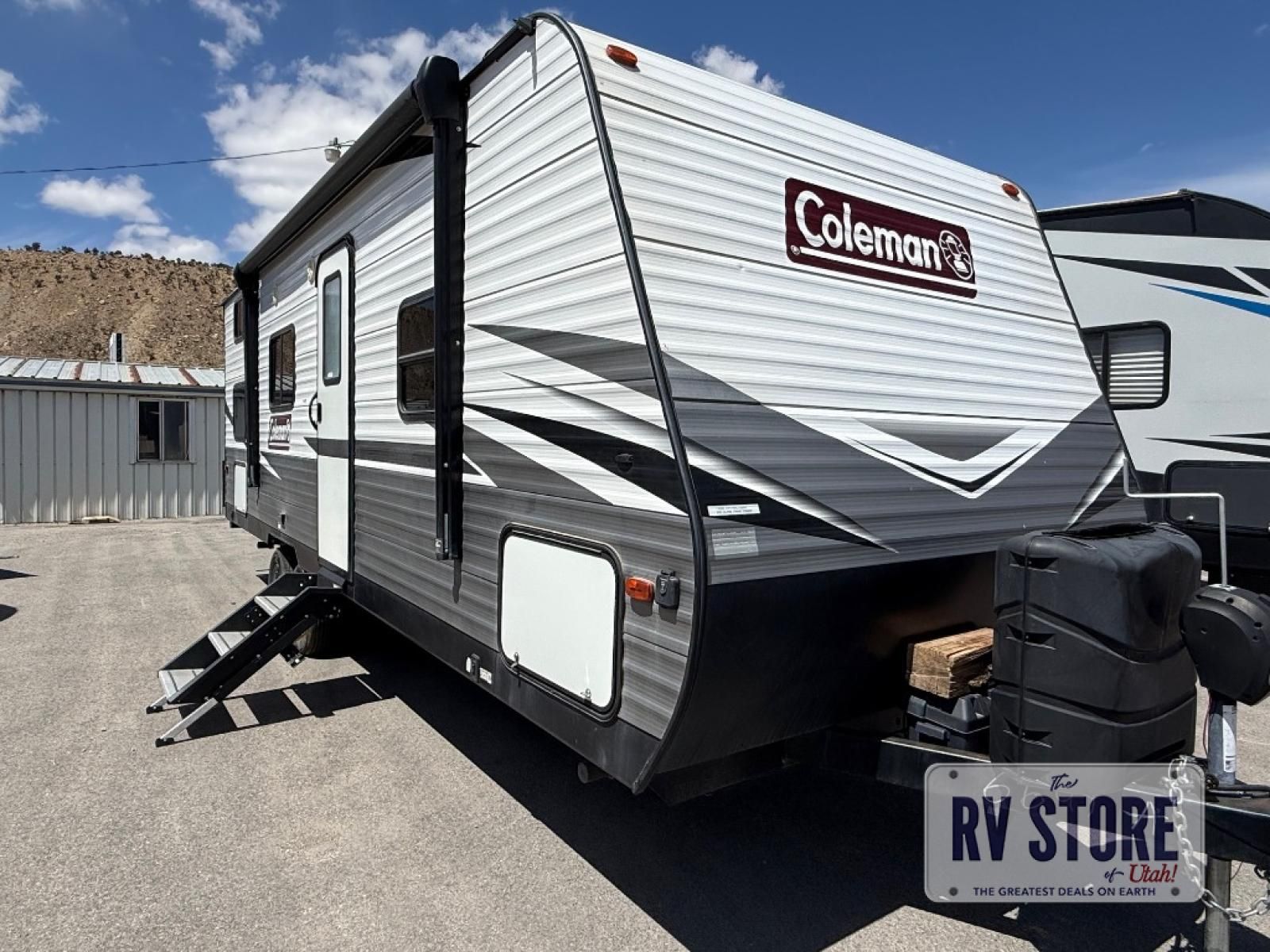 2020 Dutchmen RV Coleman Lantern LT Series 274BHWE Bunkhouse|Front Bedroom