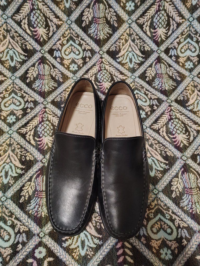 Ecco slip-on dress shoes. Size 44 (10)