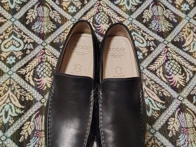 Ecco slip-on dress shoes. Size 44 (10)