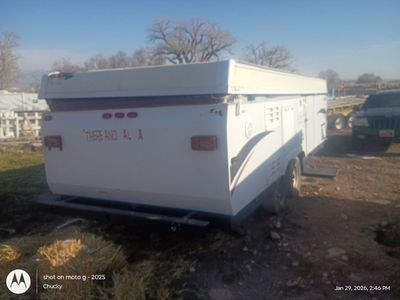 2009 Coleman Pop up Camping Trailer