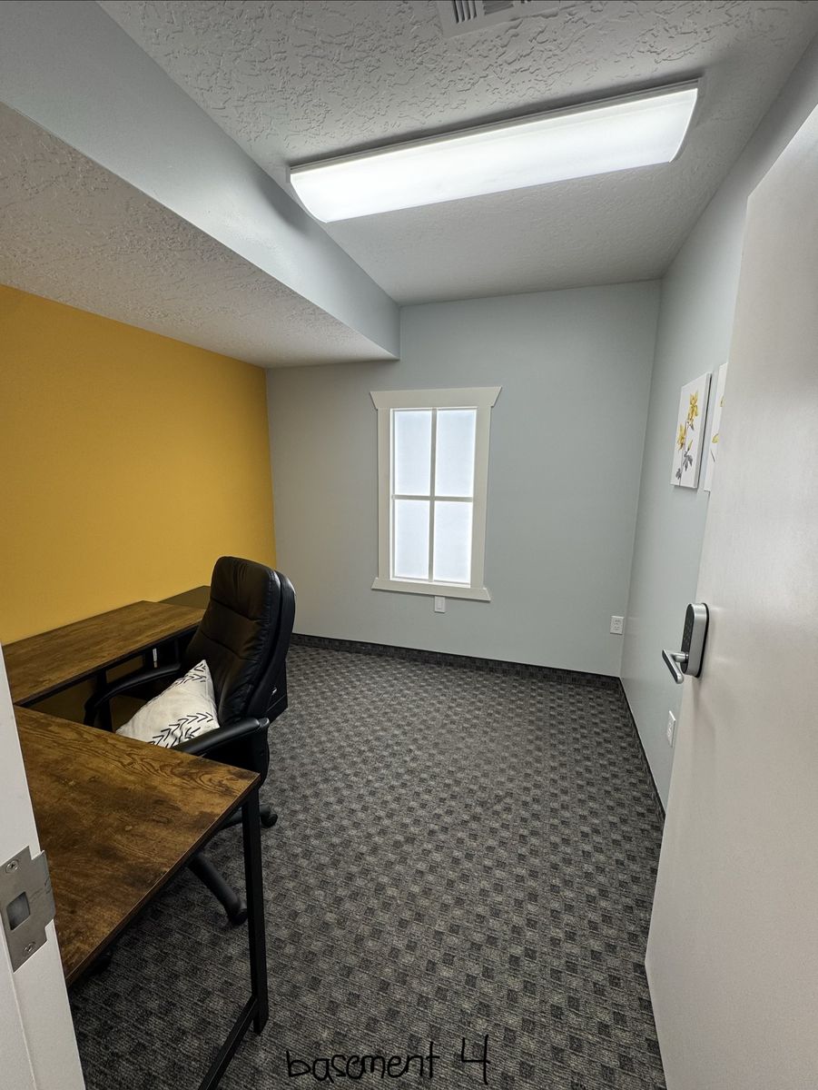 Basement offices for rent in Spanish fork