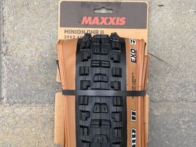 Maxxis DHR2 29x2.4 Tanwall