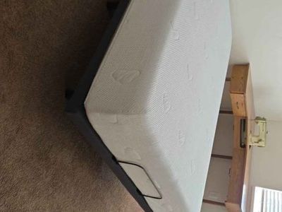 adjustable queen bed head elevates