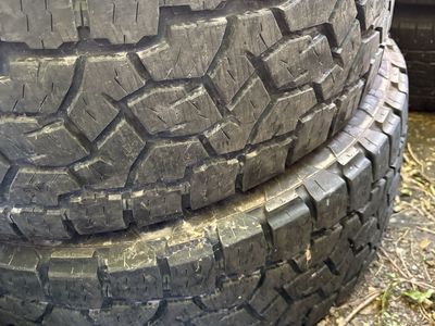 2 Used TIRES TOYO Open Country