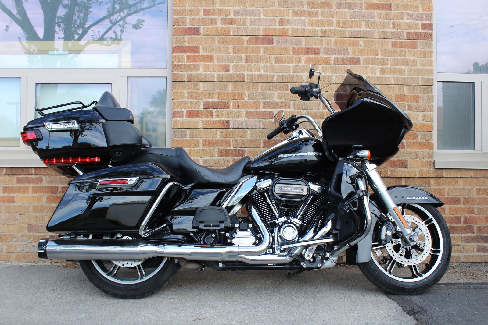 2022 Harley Davidson Road Glide 114 Limited