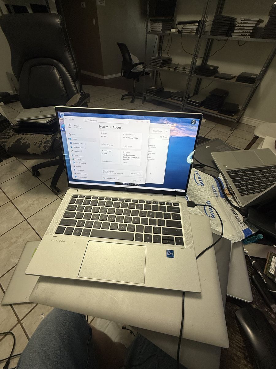 UNBEATABLE DEAL ON LOADED HP 2-IN-1 LAPTOP.  INTEL I7/16GB/512GB LIGHTNING QUICK PERFECT CONDITION WITH WARRANTY