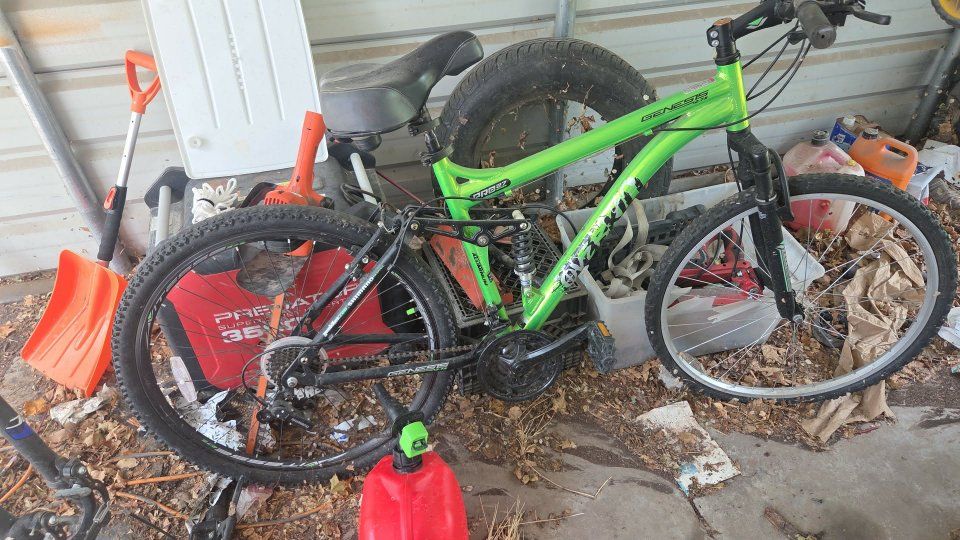 Genesis R27 Mountain Bike - Green, Full Suspension, Shimano Components