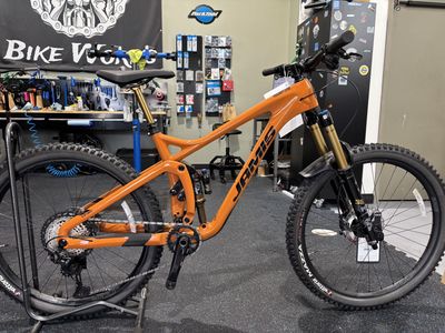 Jamis Hardline C2 - Full Carbon Shimano XT