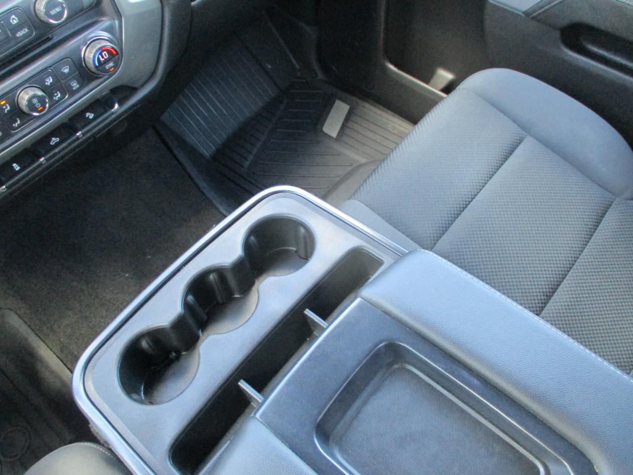 Main image 12