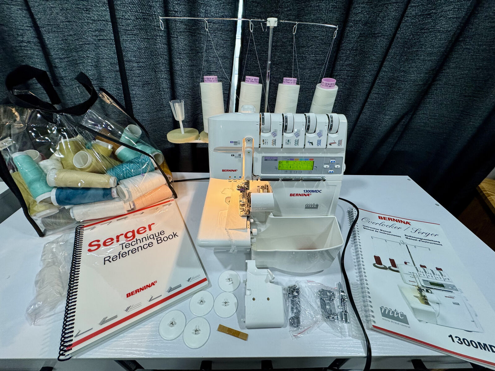 Bernina 1300MDC Serger + Rolling Tote + Book – Excellent Condition