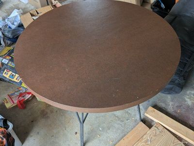 3ft Diameter Table