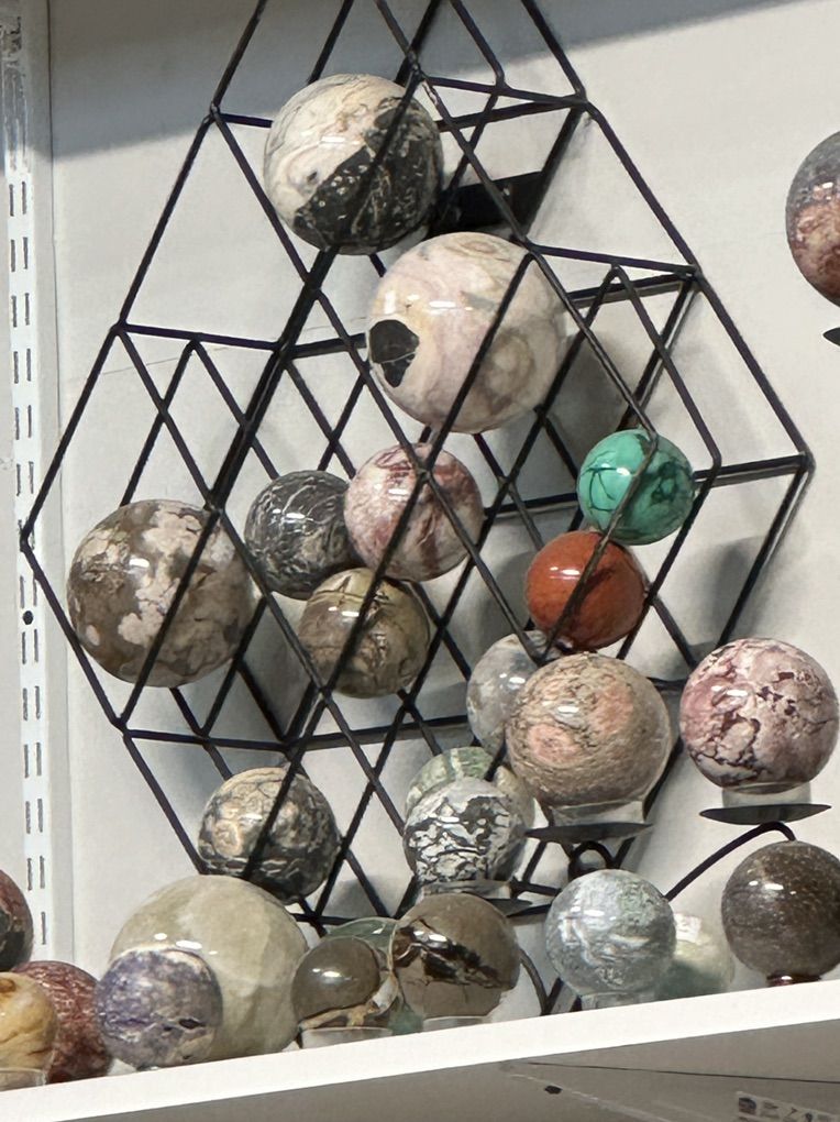 Main image 11