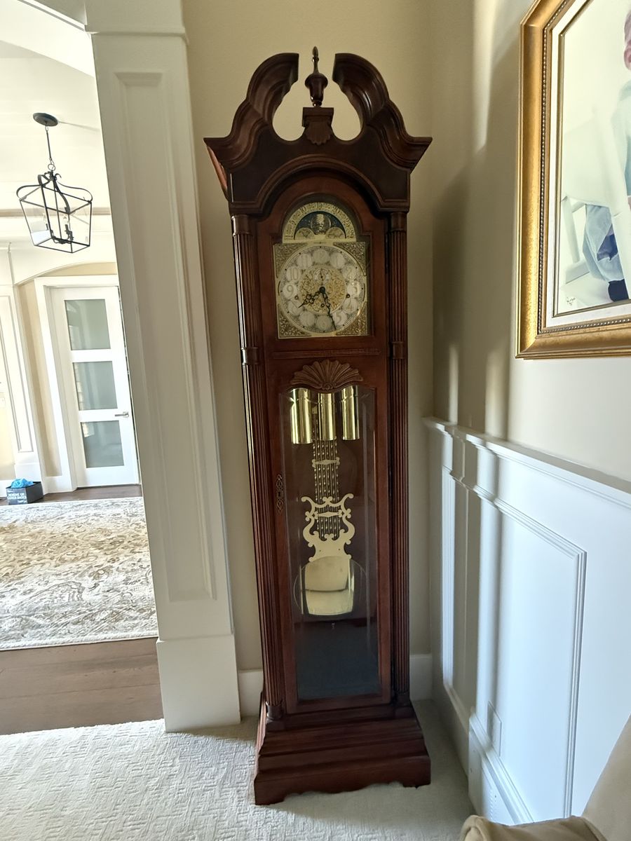 Vintage Howard Miller Grandfather Clock