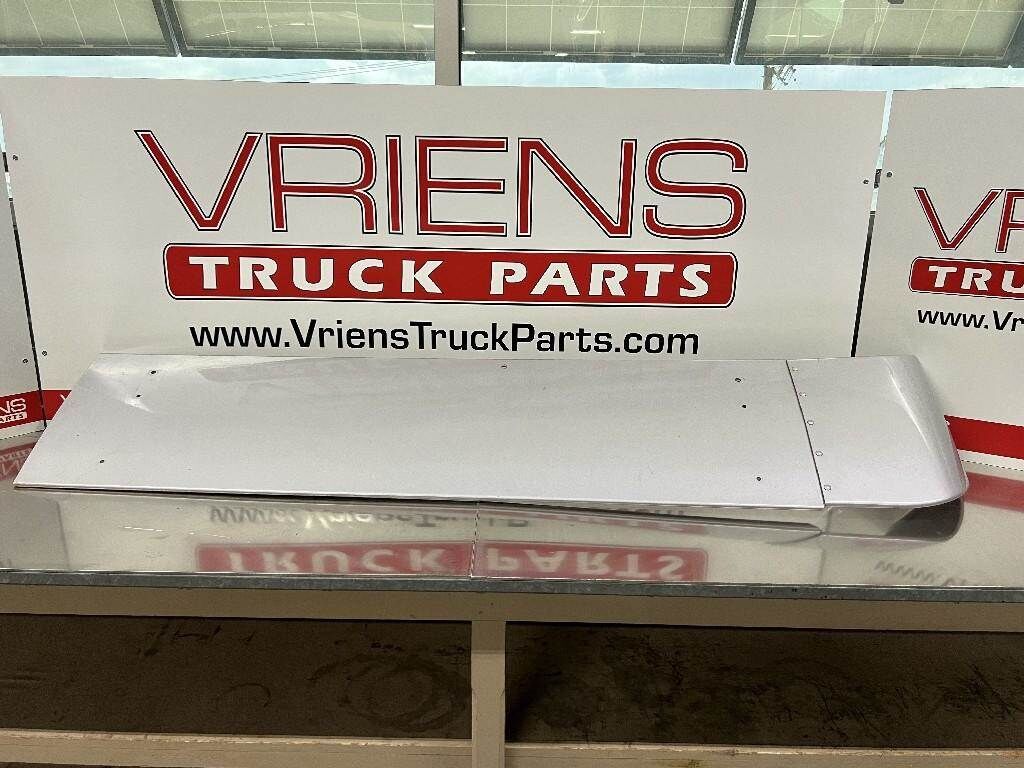 Peterbilt 386 Sleeper Fairing