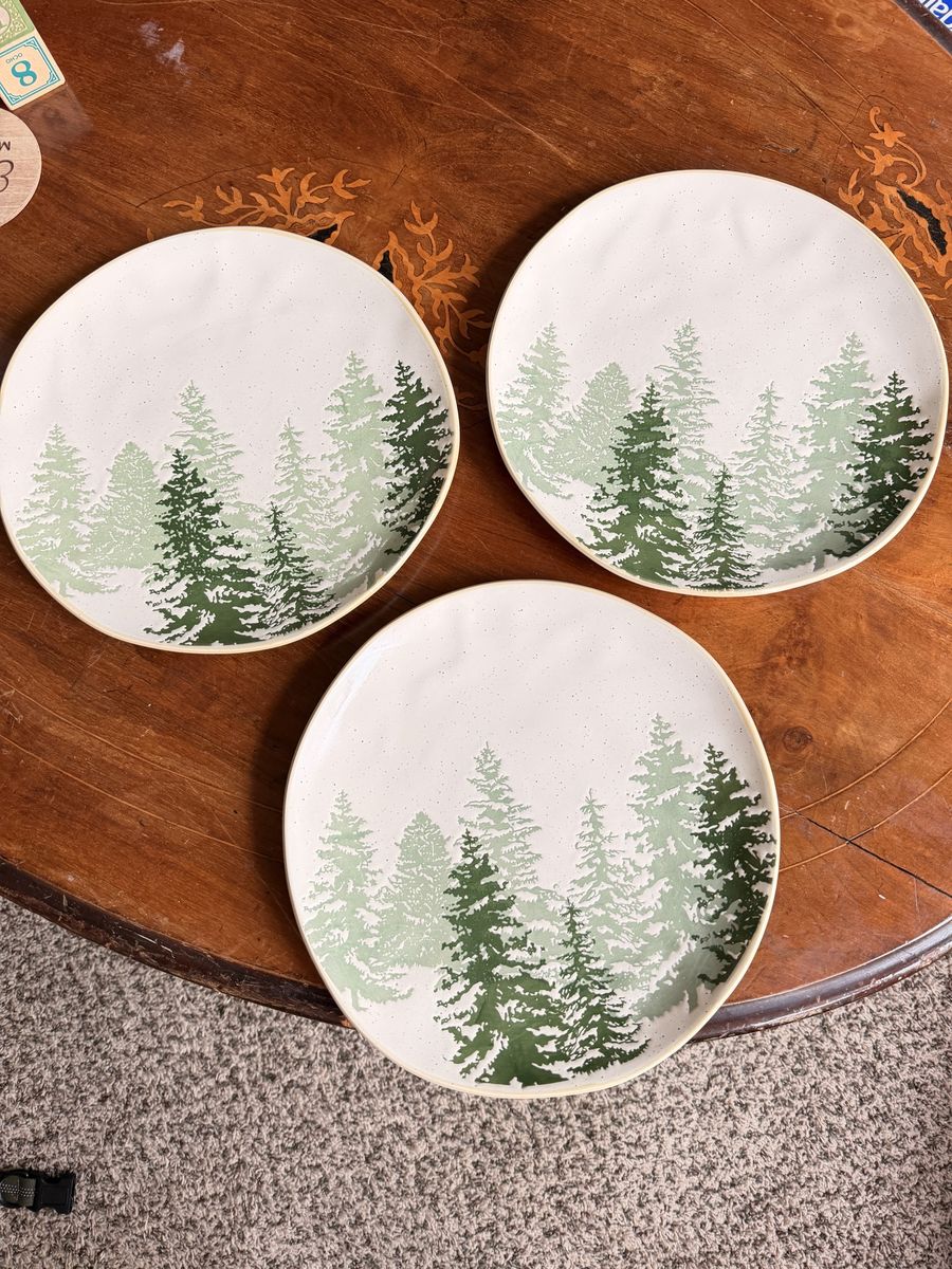 Set of 3 Ceramic Dinner Plates with Green Pine Tree Forest Print
