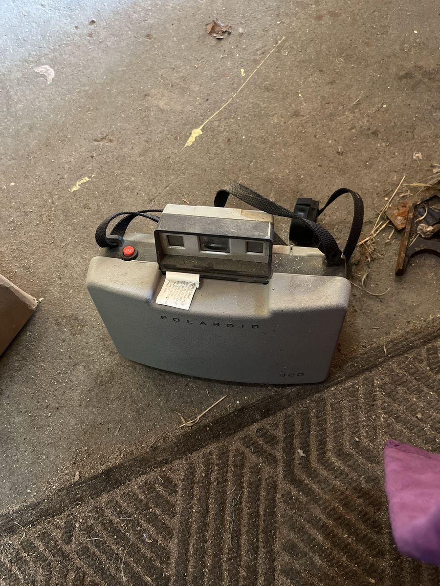 Vintage Polaroid 320 Land Camera Instant Film Camera with Strap