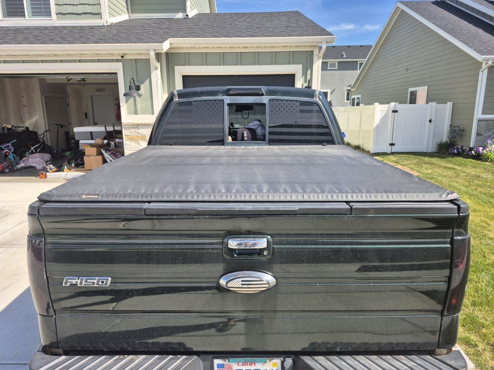4 fold Bed cover tonneau