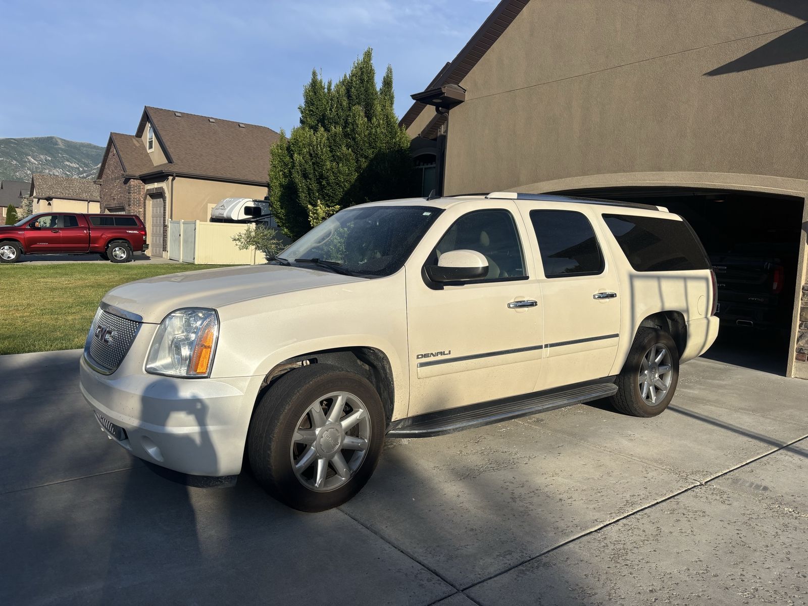 2013 GMC Yukon XL Denali