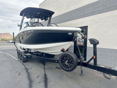 2023 Cobalt Boats R6 Surf