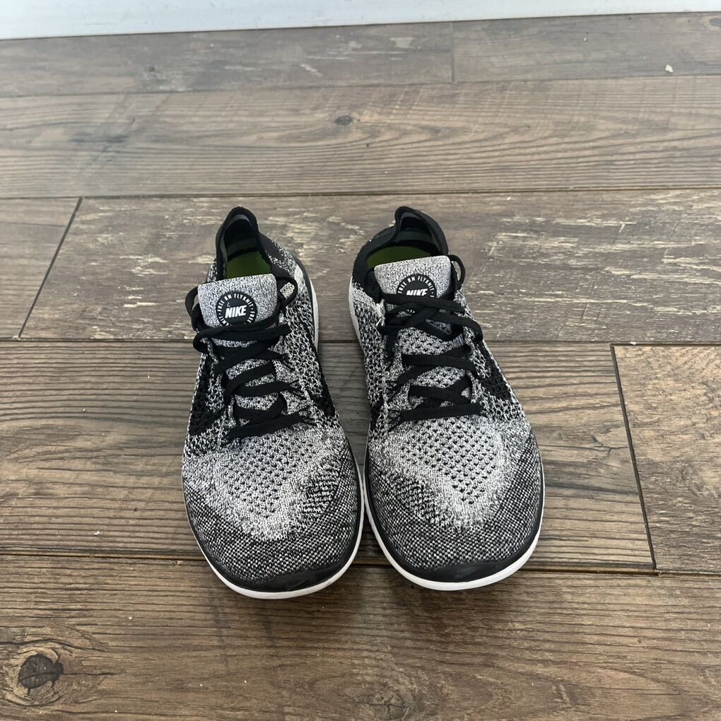 Nike Women's Free Rn FlyKnit